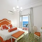 Otel Open Gate 3*