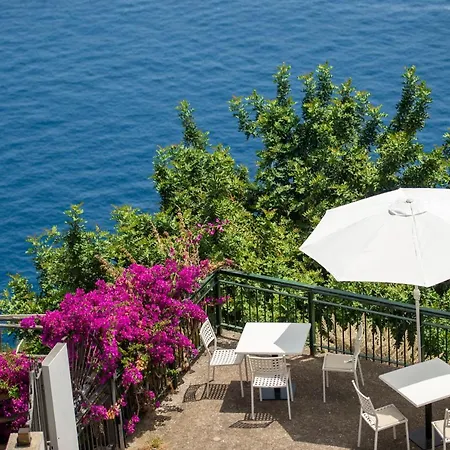 Otel Open Gate 3*