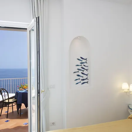 Otel Open Gate