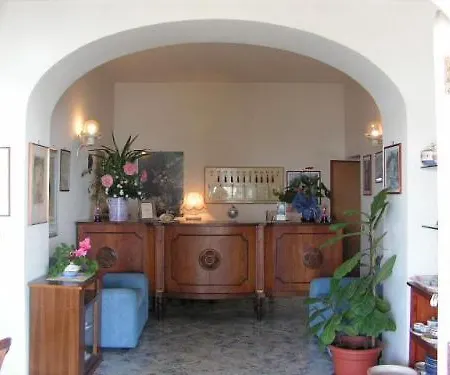 Hotel Open Gate Praiano
