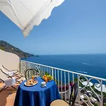 Hotel Open Gate 3*