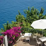 Hotel Open Gate 3*