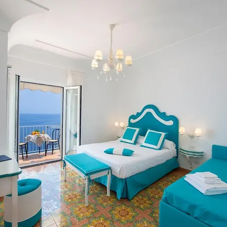 ホテル オープン ゲート 3*