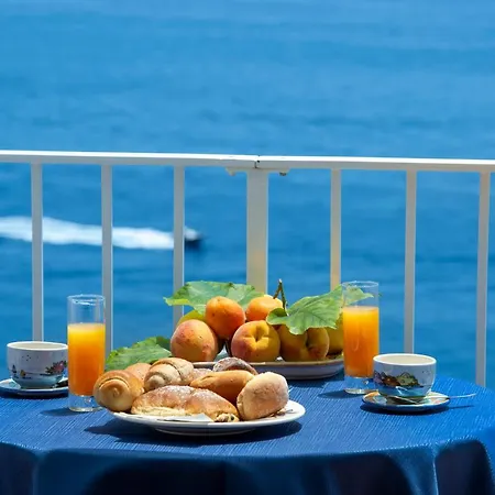 ホテル オープン ゲート 3*