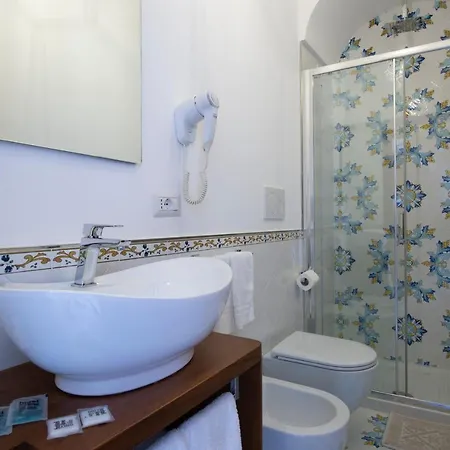 ホテル オープン ゲート プライアーノ